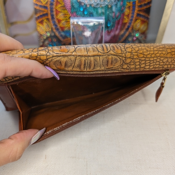 Brahmin Brown Wallet W/Checkbook Pen Holder - Picture 3 of 14